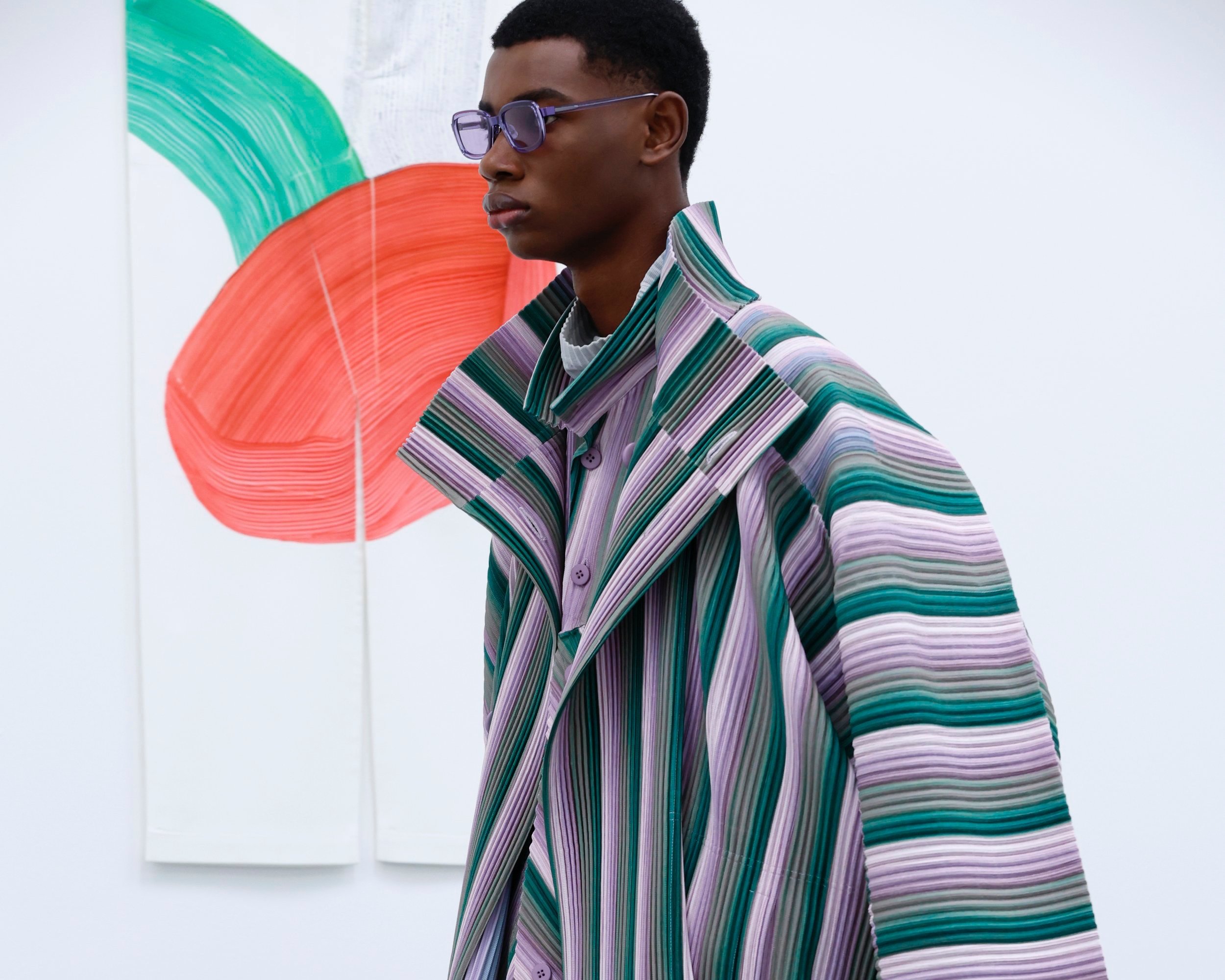 PFW: Homme Plissé Issey Miyake Fall 2024 Collection — KOLOR PFW: Homme Plissé Issey Miyake Fall 2024 Collection — KOLOR